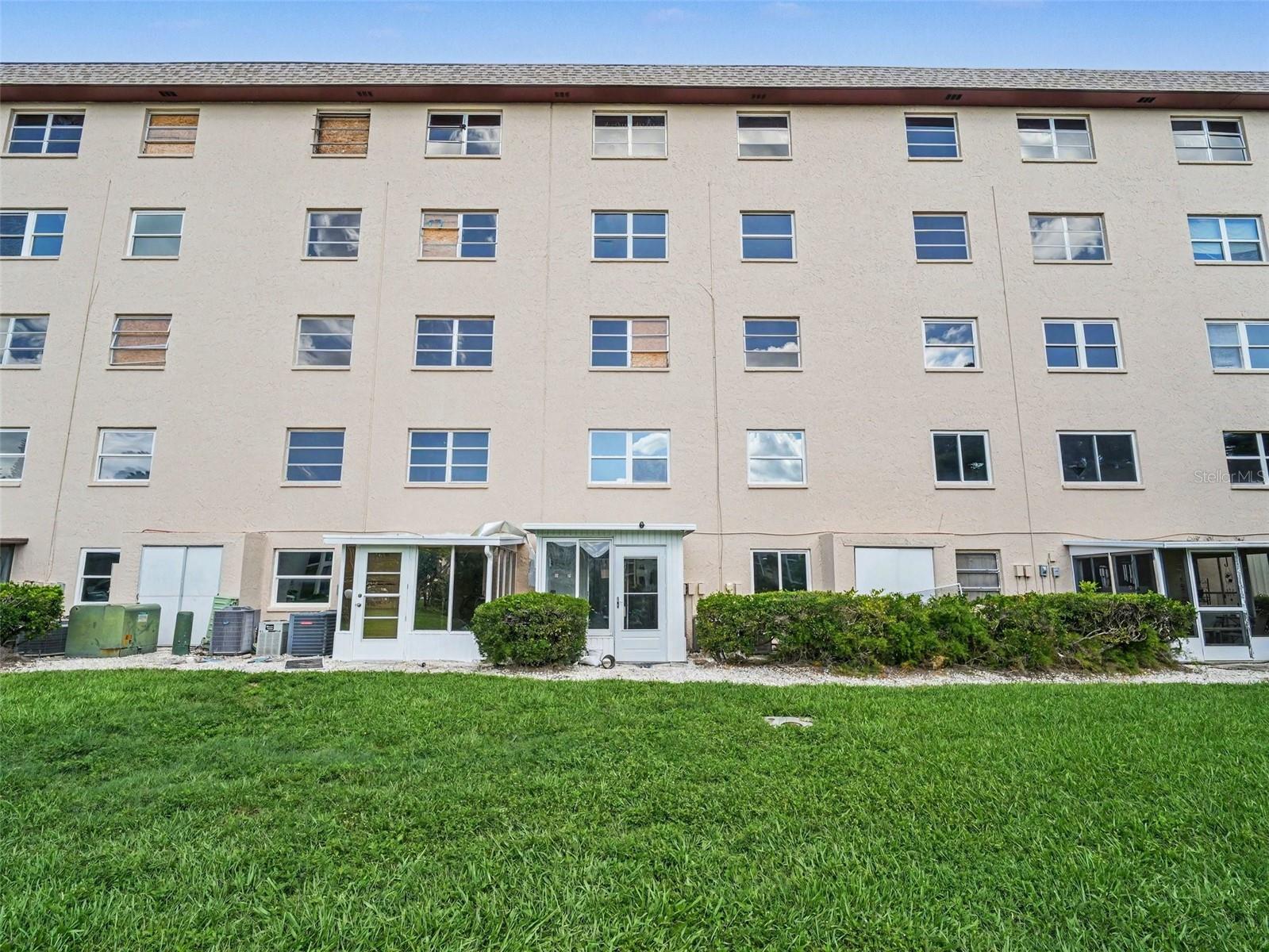4023 LAKE BAYSHORE DR #112 — photo 35