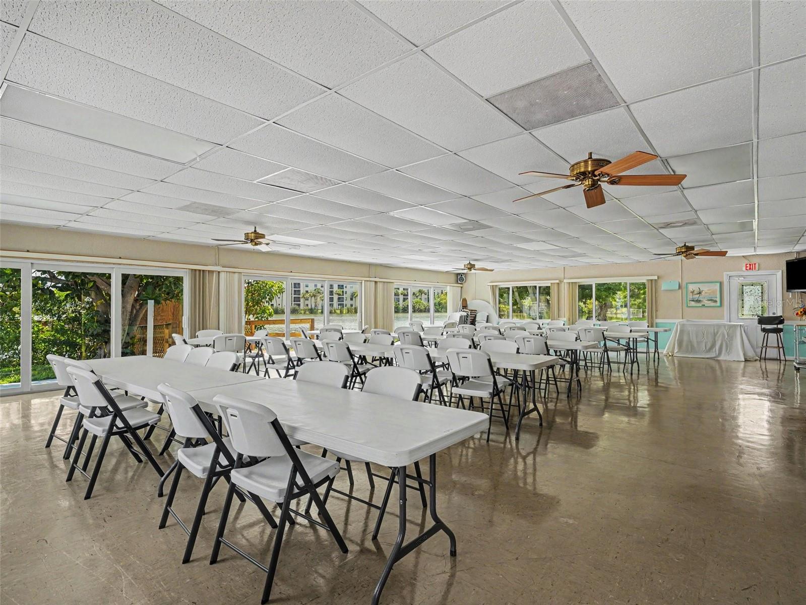 4023 LAKE BAYSHORE DR #112 — photo 39