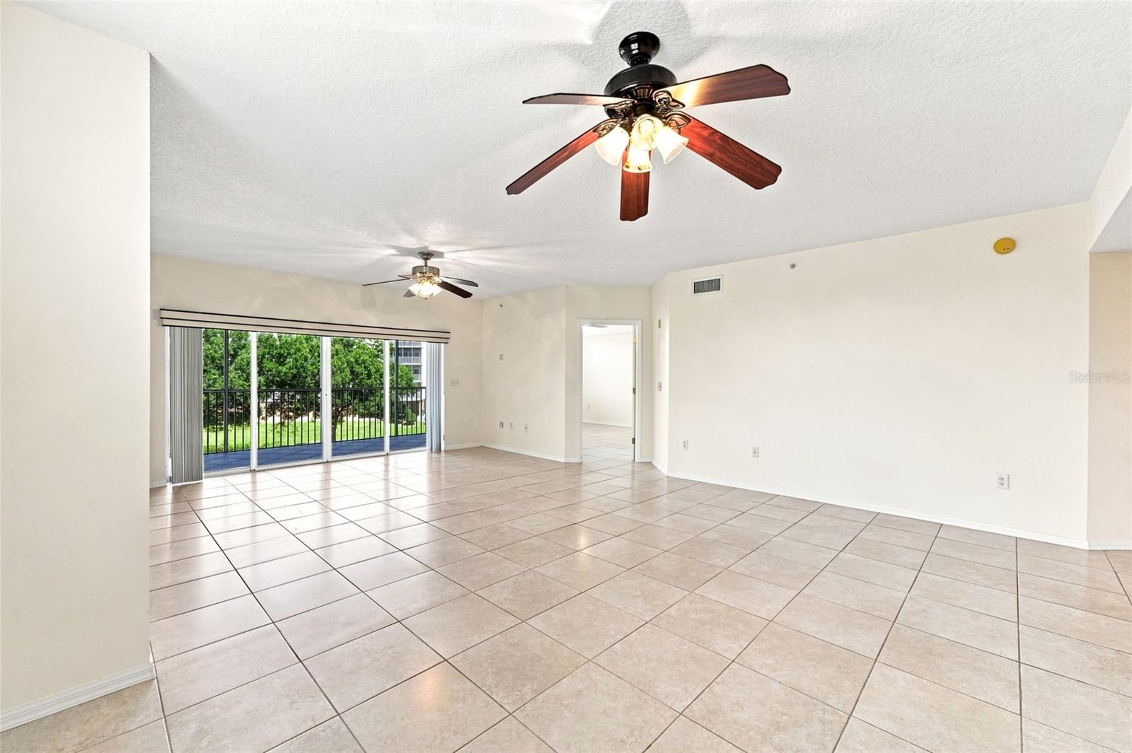 1200 COUNTRY CLUB DR #4201 — photo 31