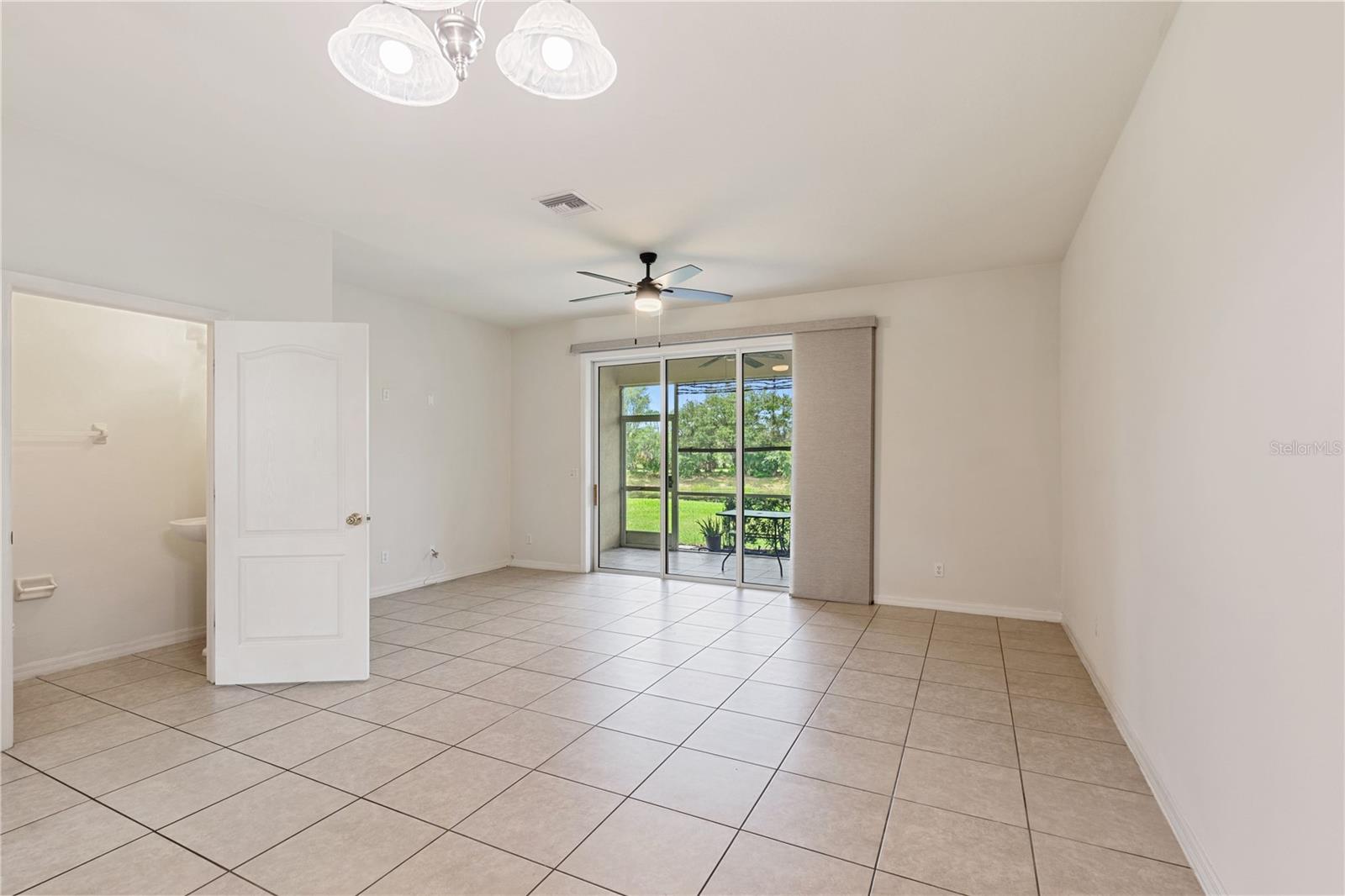 1073 JONAH DR — photo 4