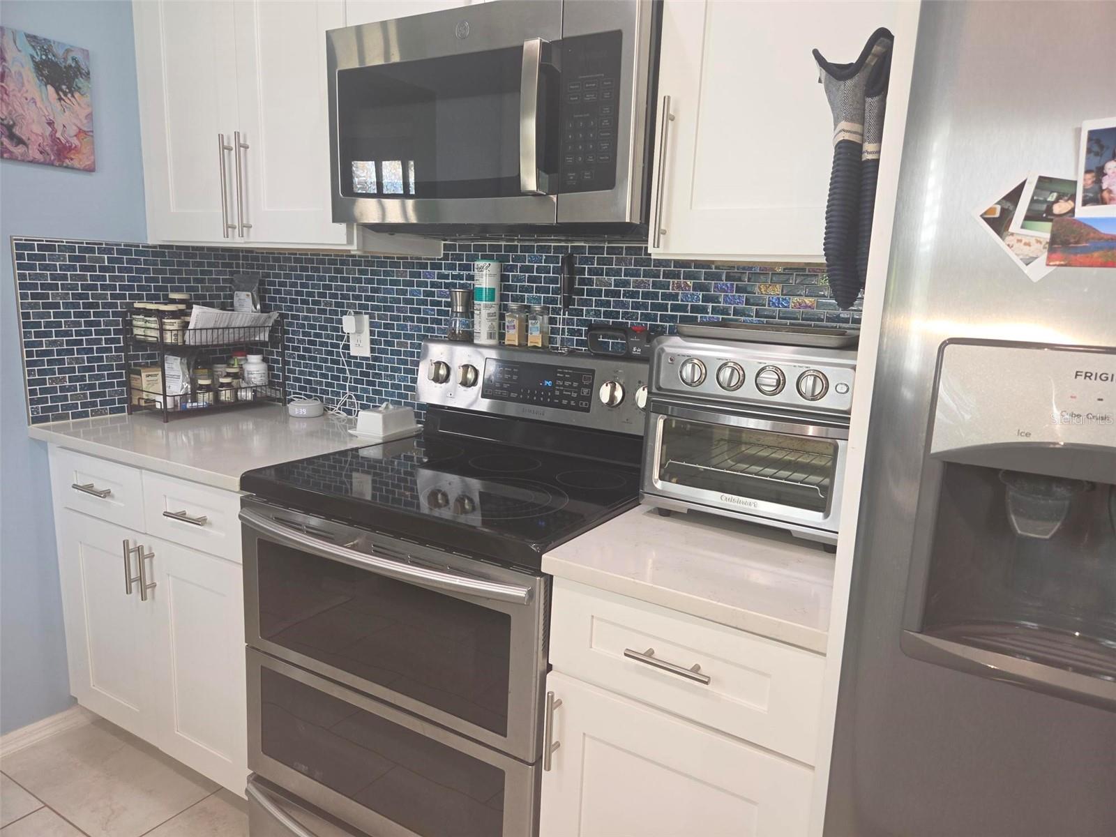 20 S SATURN AVE — photo 9