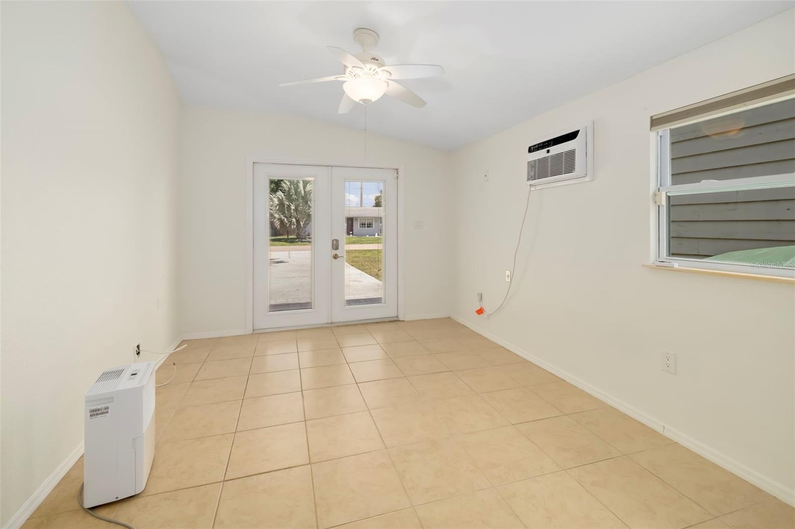 2702 GRAND CAYMAN ST — photo 20