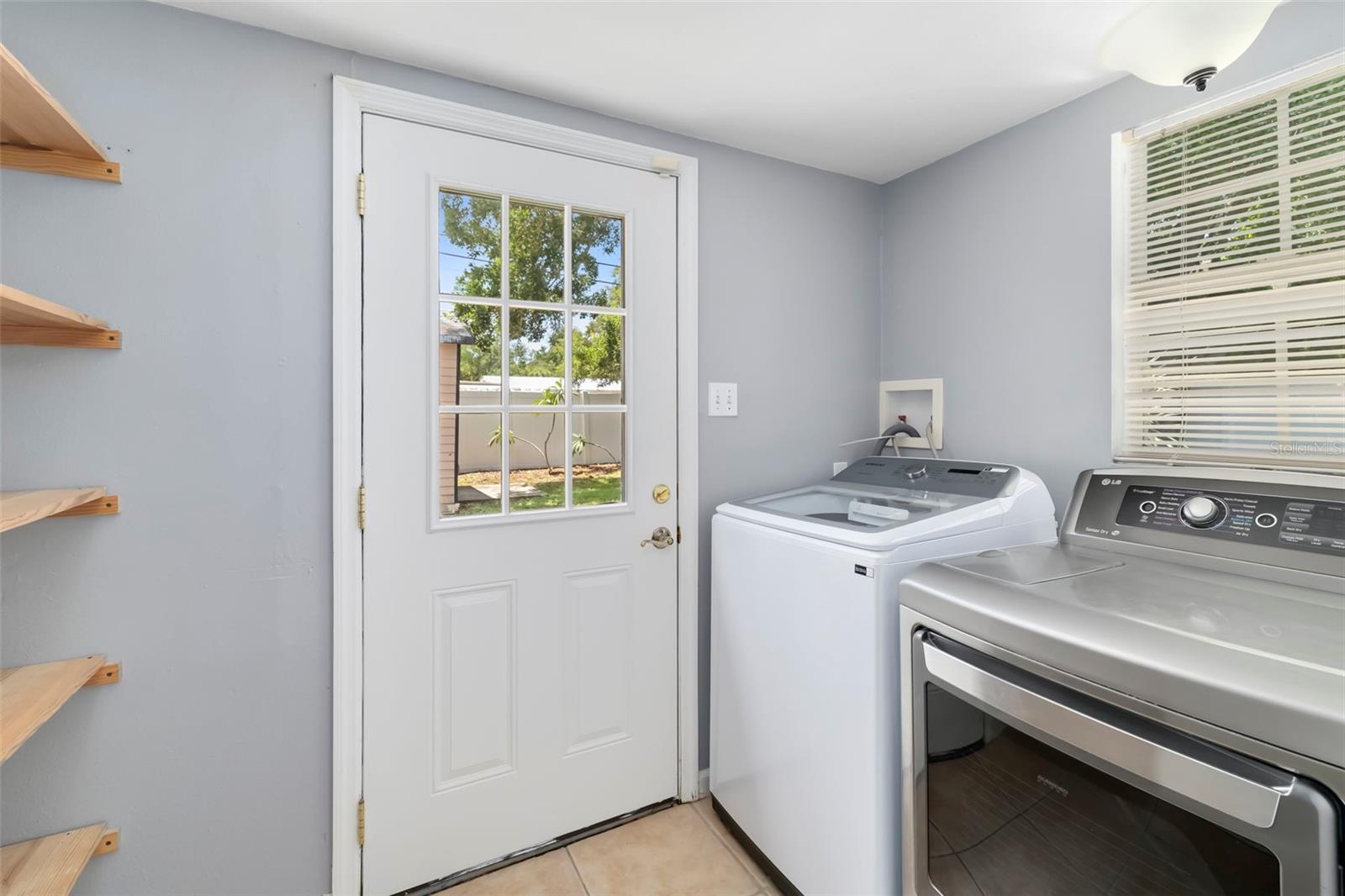 2702 GRAND CAYMAN ST — photo 31