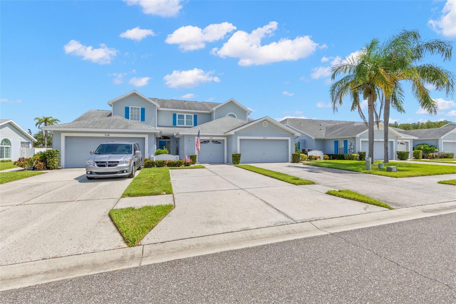 216 HEMINGWAY DR — photo 33