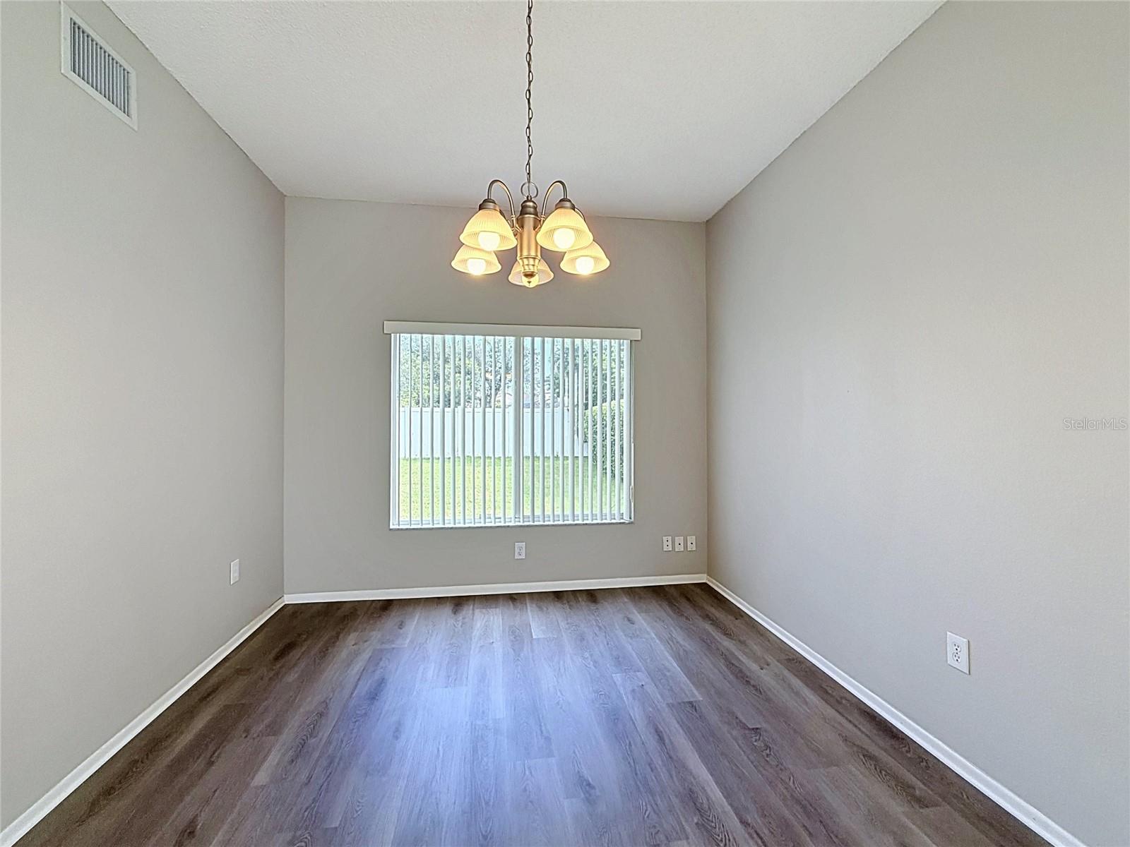 27402 CORAL SPRINGS DR — photo 11