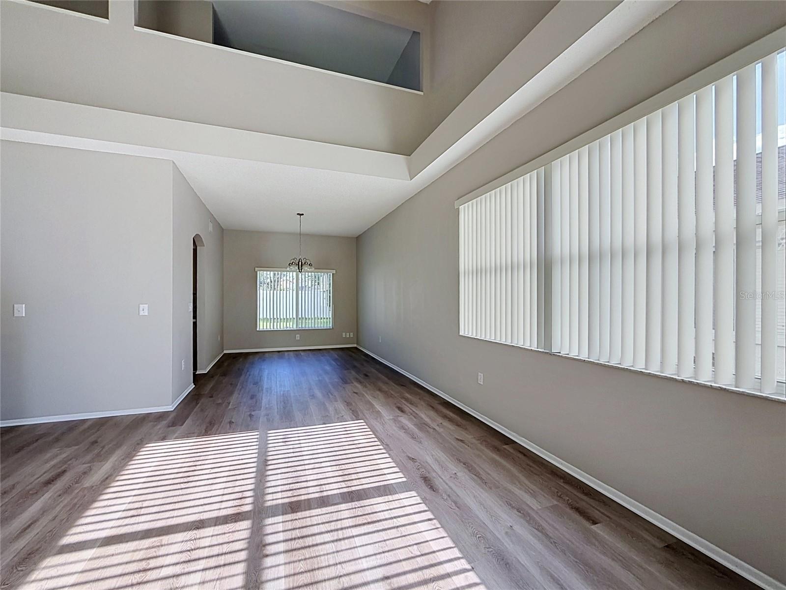 27402 CORAL SPRINGS DR — photo 4