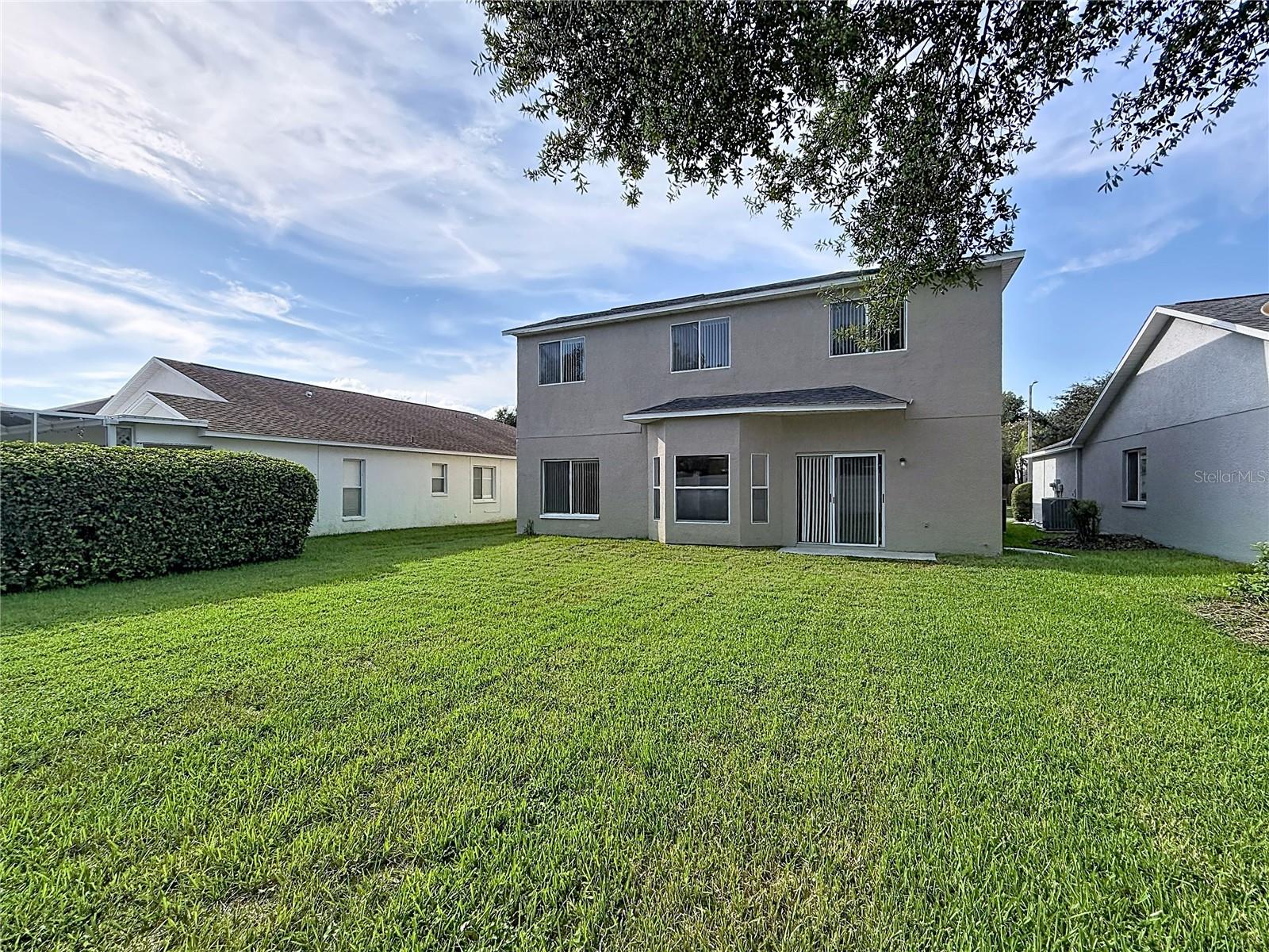 27402 CORAL SPRINGS DR — photo 36