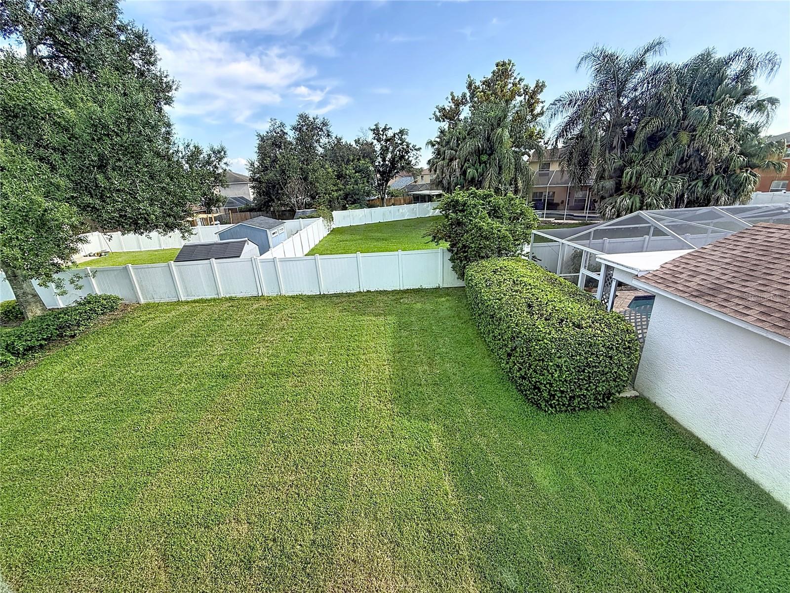 27402 CORAL SPRINGS DR — photo 33