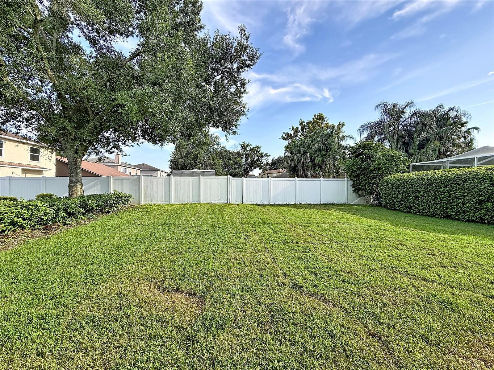 27402 CORAL SPRINGS DR — photo 34