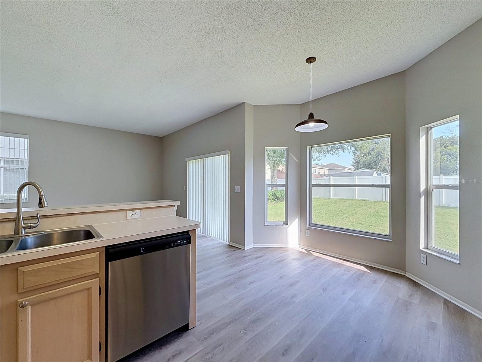 27402 CORAL SPRINGS DR — photo 13