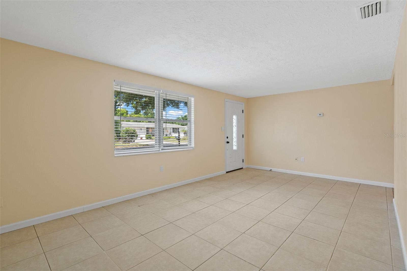 2187 DIXIE GARDEN LOOP — photo 6
