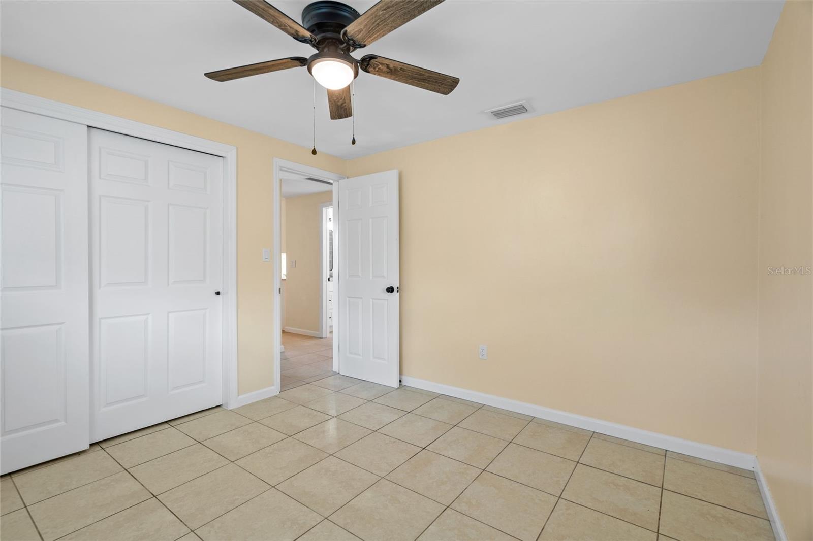 2187 DIXIE GARDEN LOOP — photo 17