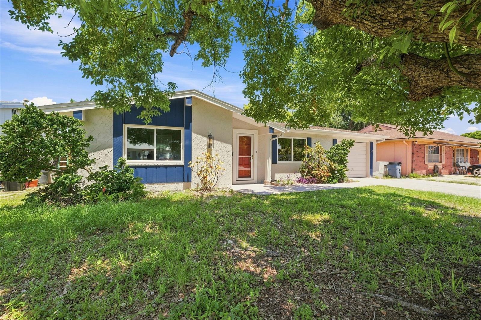 4025 STRATFIELD DR — photo 5