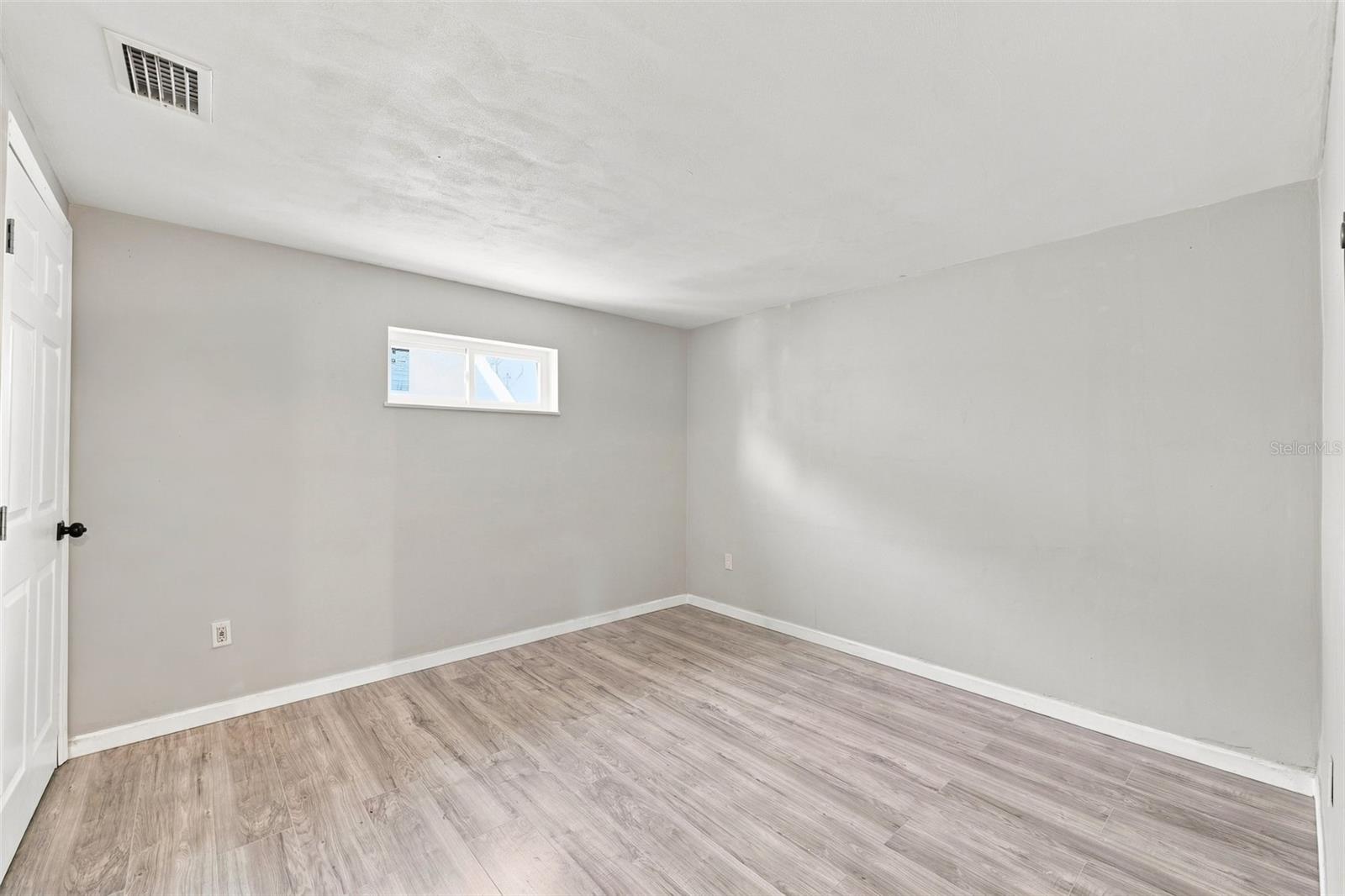 4025 STRATFIELD DR — photo 27