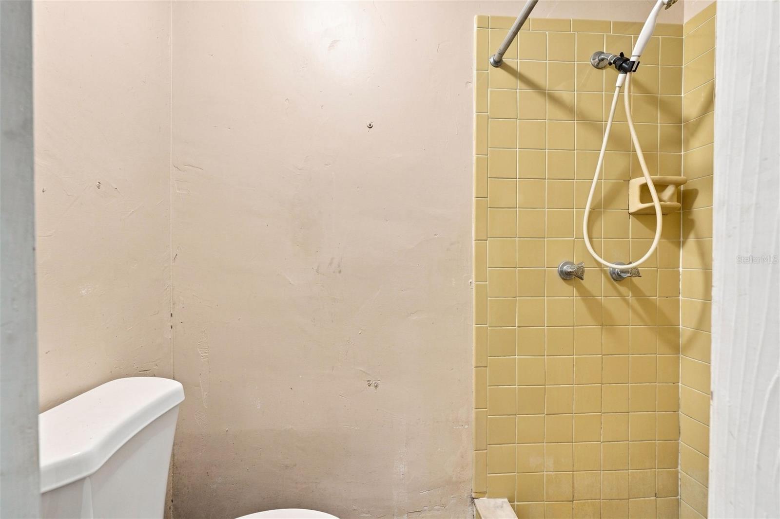 4025 STRATFIELD DR — photo 28