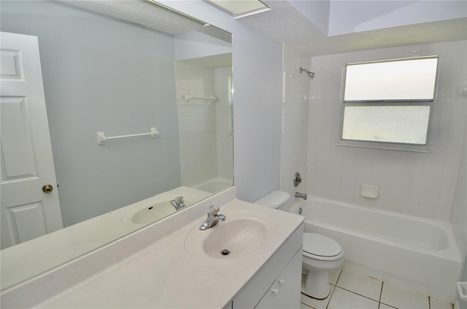 419 25TH DR E — photo 27