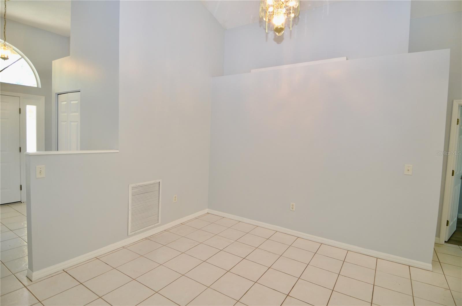 419 25TH DR E — photo 10