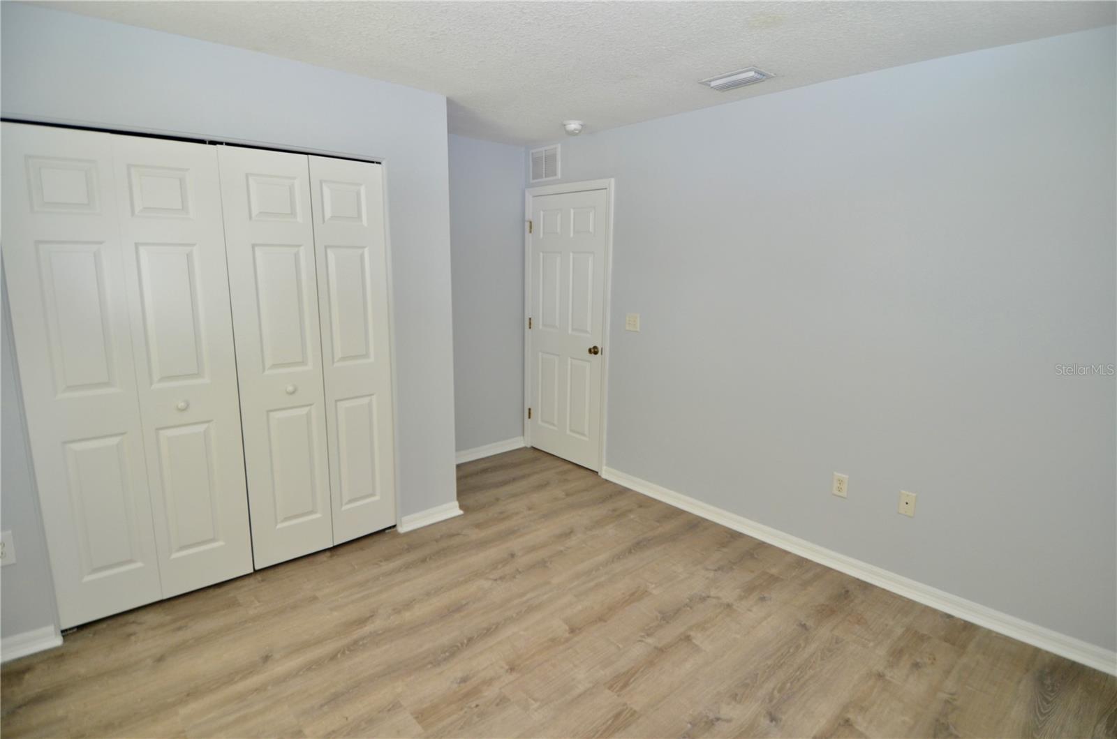 419 25TH DR E — photo 23