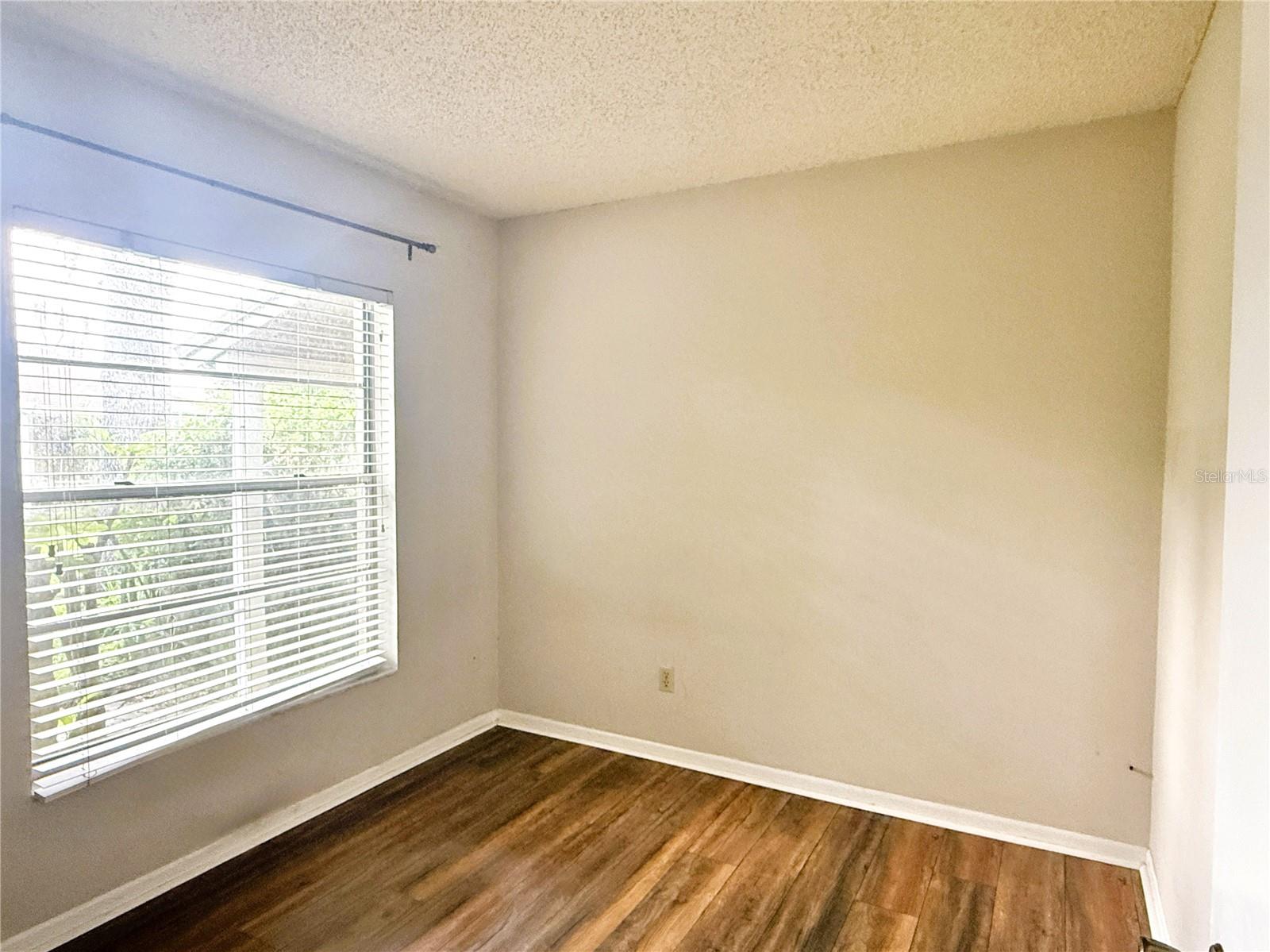 15502 MORNING DR — photo 16
