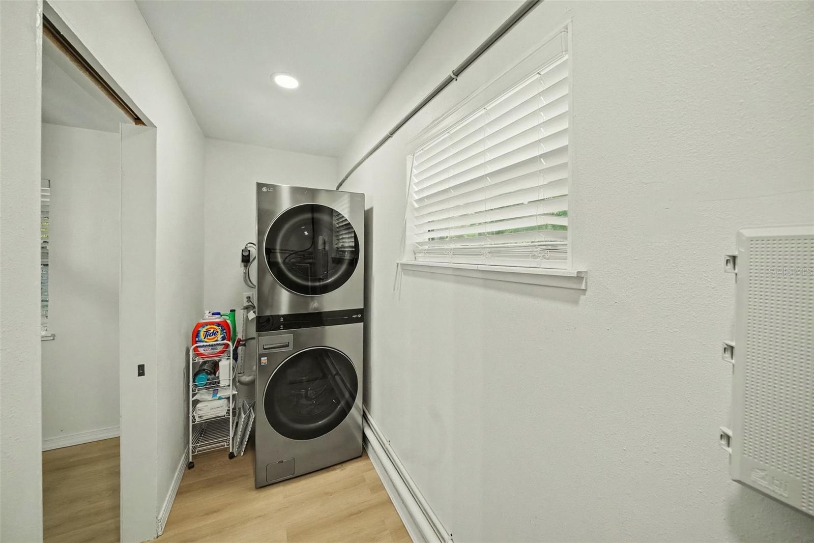 4636 W BAY COURT AVE — photo 17