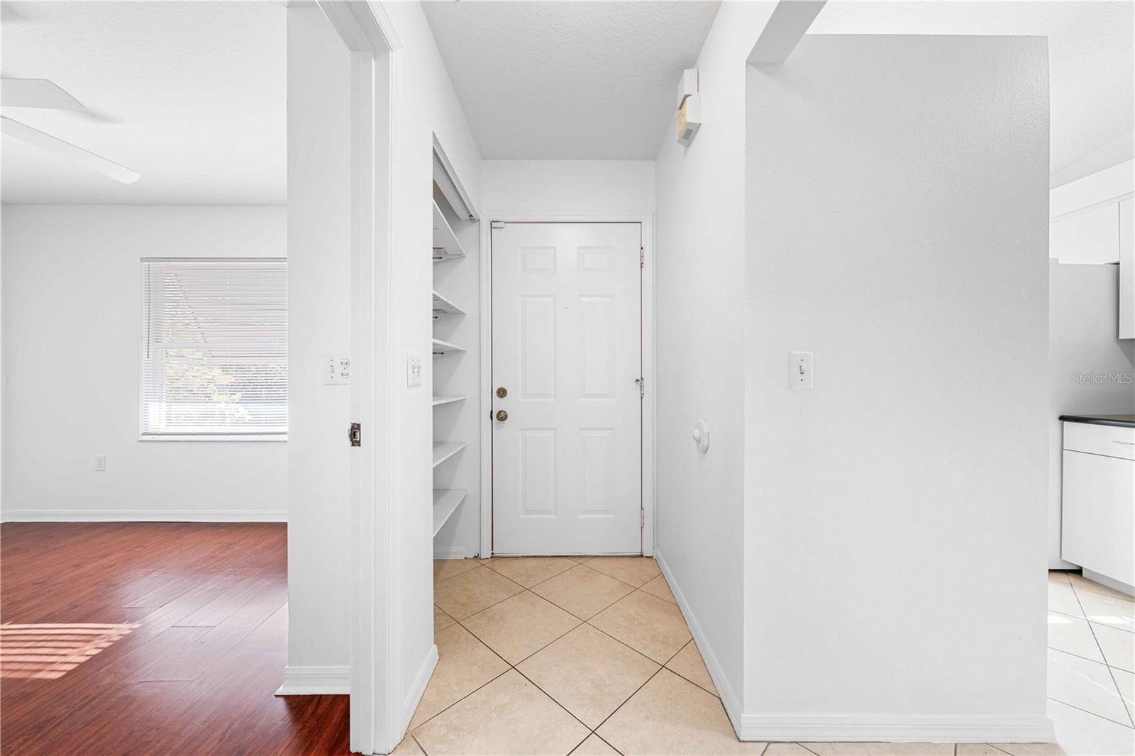630 N JEFFERSON AVE #19 — photo 4