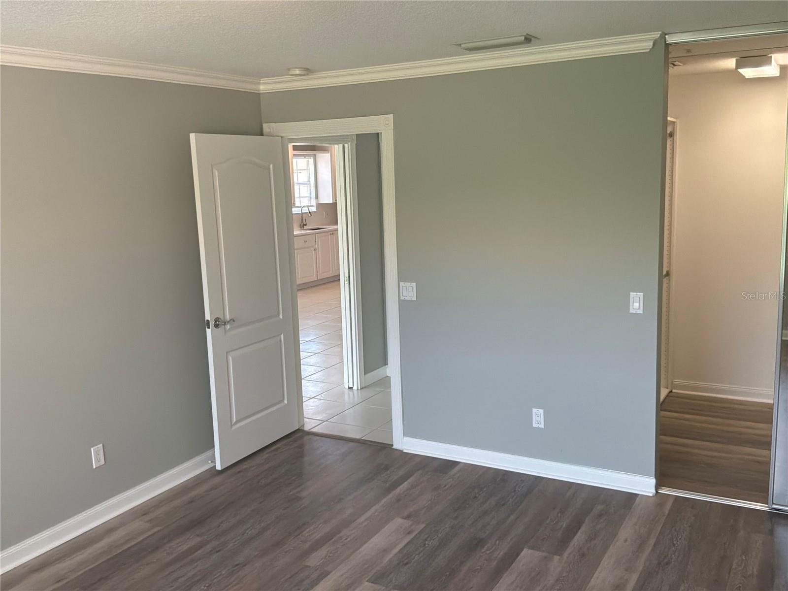 5796 IVREA DR — photo 15