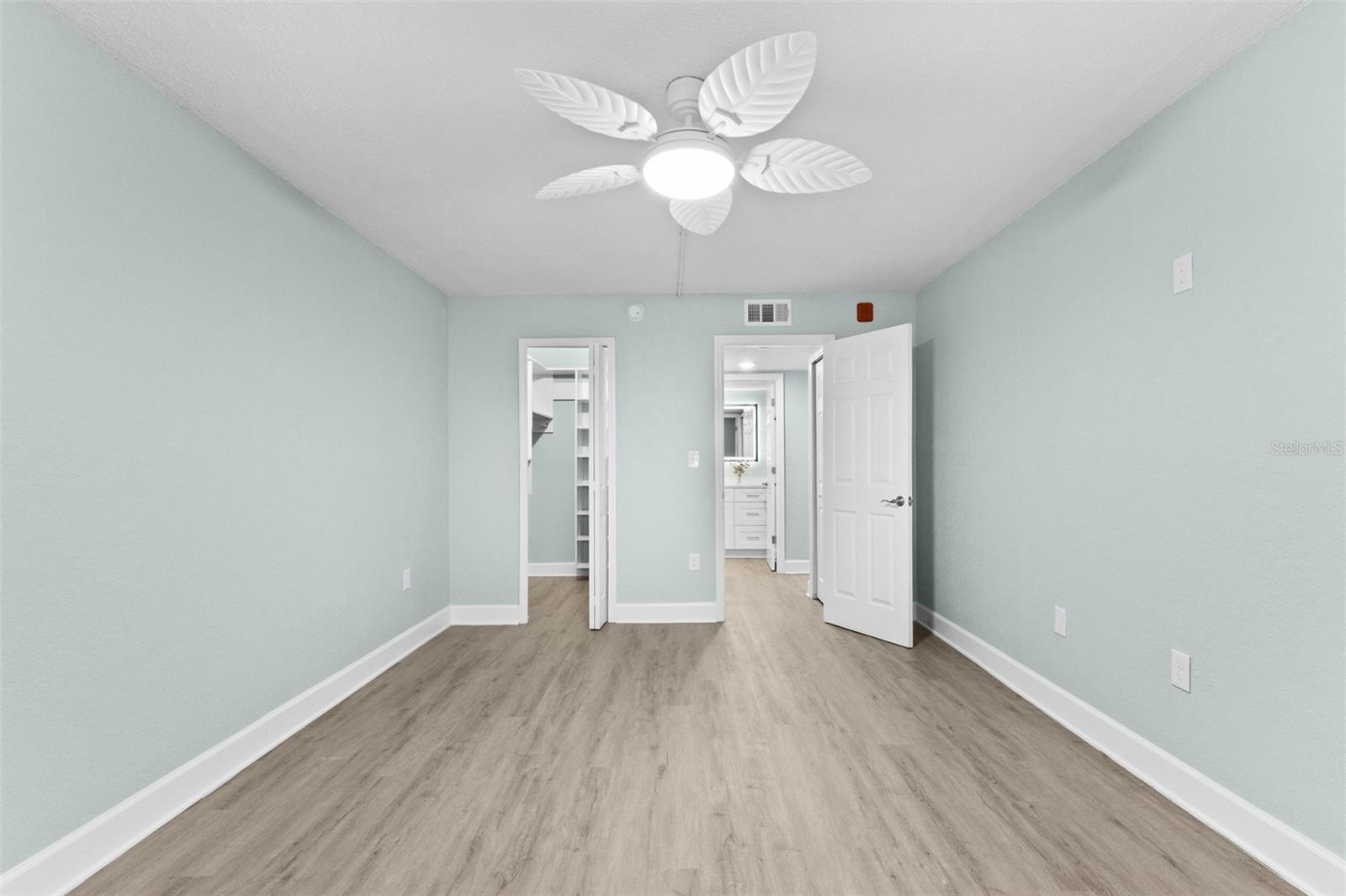 17035 GULF BLVD #116 — photo 17