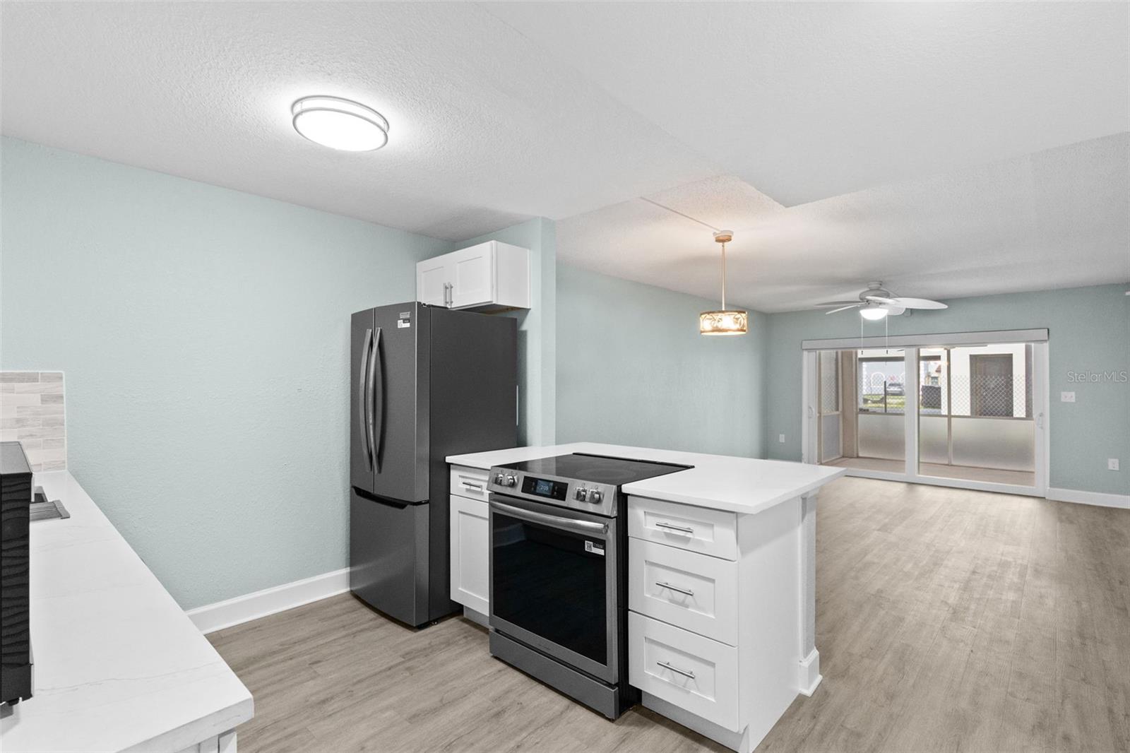 17035 GULF BLVD #116 — photo 2