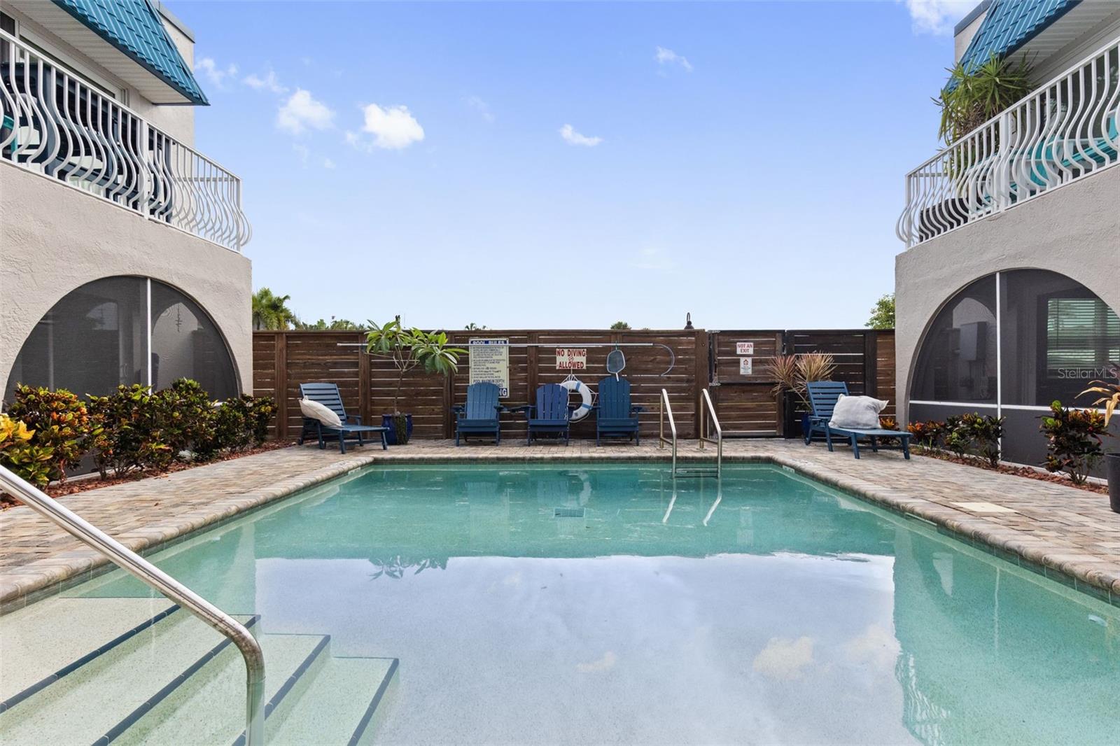 17035 GULF BLVD #116 — photo 26
