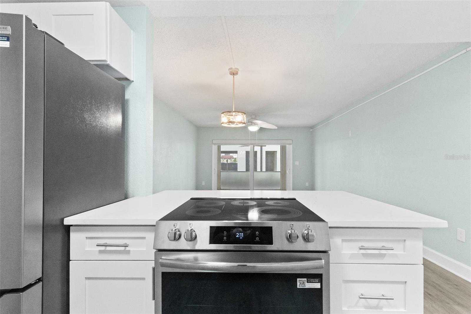 17035 GULF BLVD #116 — photo 9