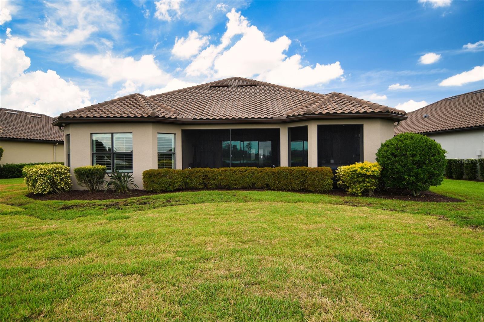 3456 FORSYTHIA DR — photo 58