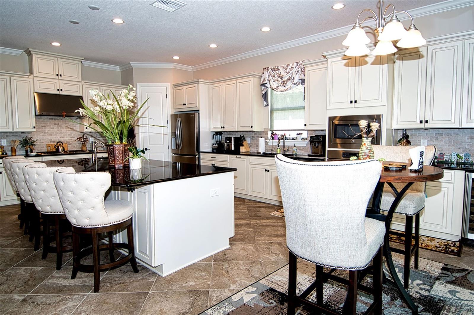 3456 FORSYTHIA DR — photo 34