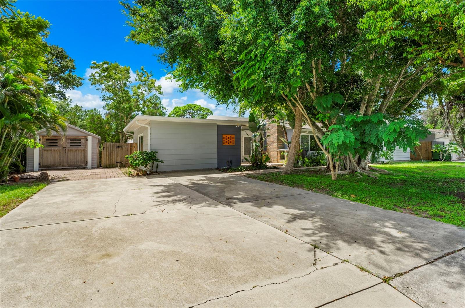 2488 DAVIS BLVD — photo 4