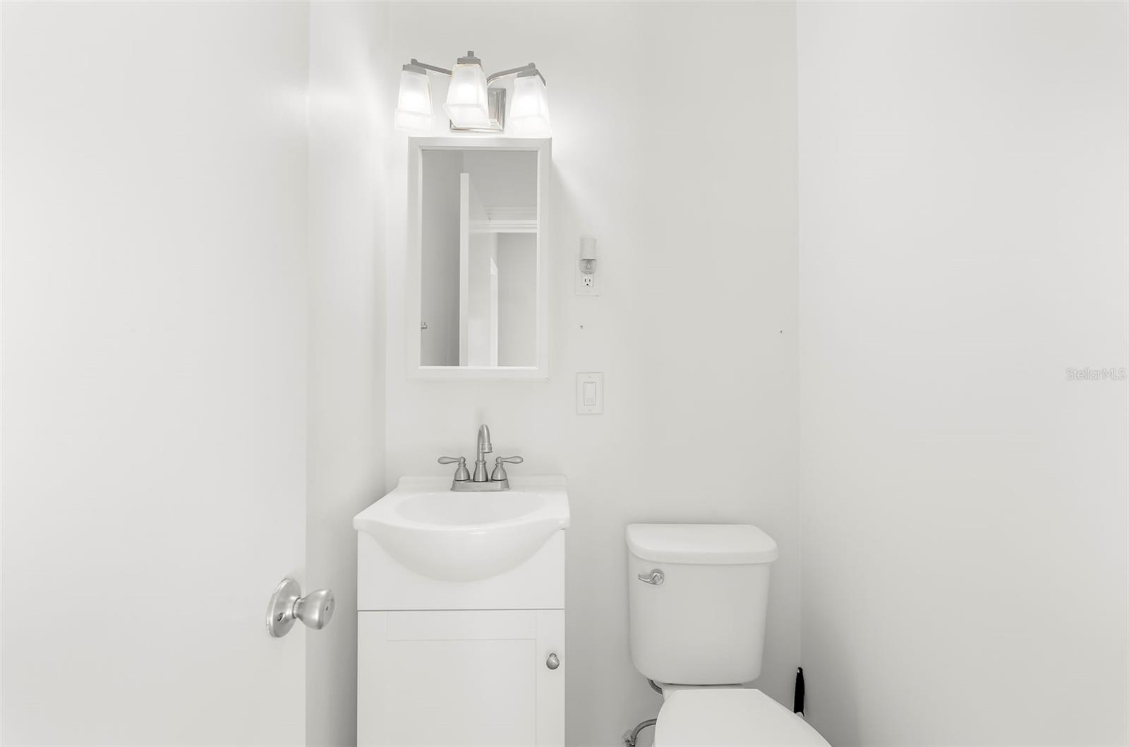 2488 DAVIS BLVD — photo 23
