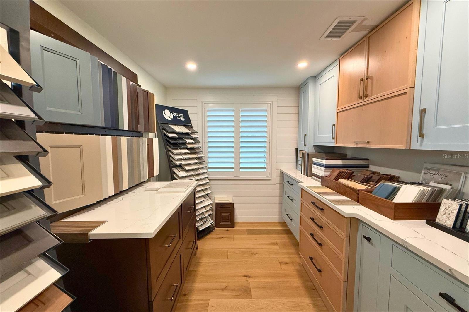 1670 STICKNEY POINT RD — photo 10