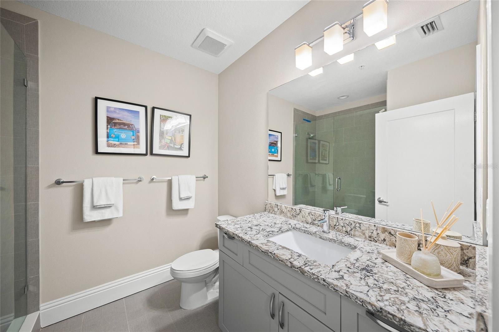72 N SCHOOL AVE — photo 18