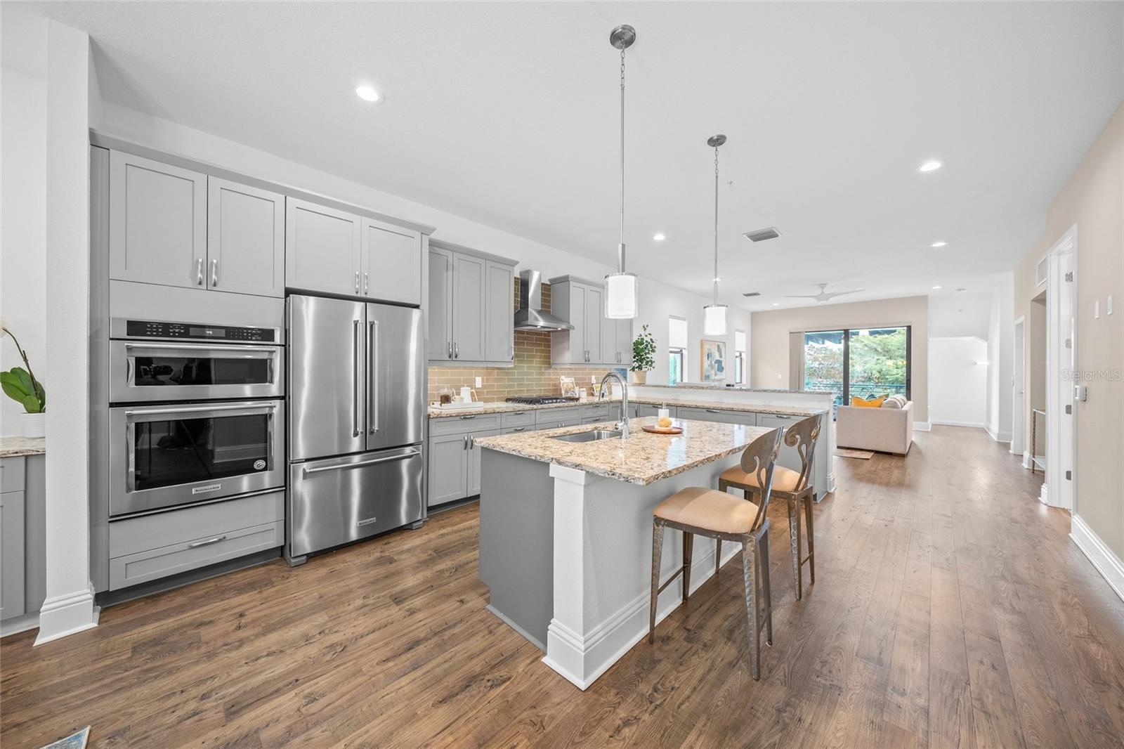 72 N SCHOOL AVE — photo 11