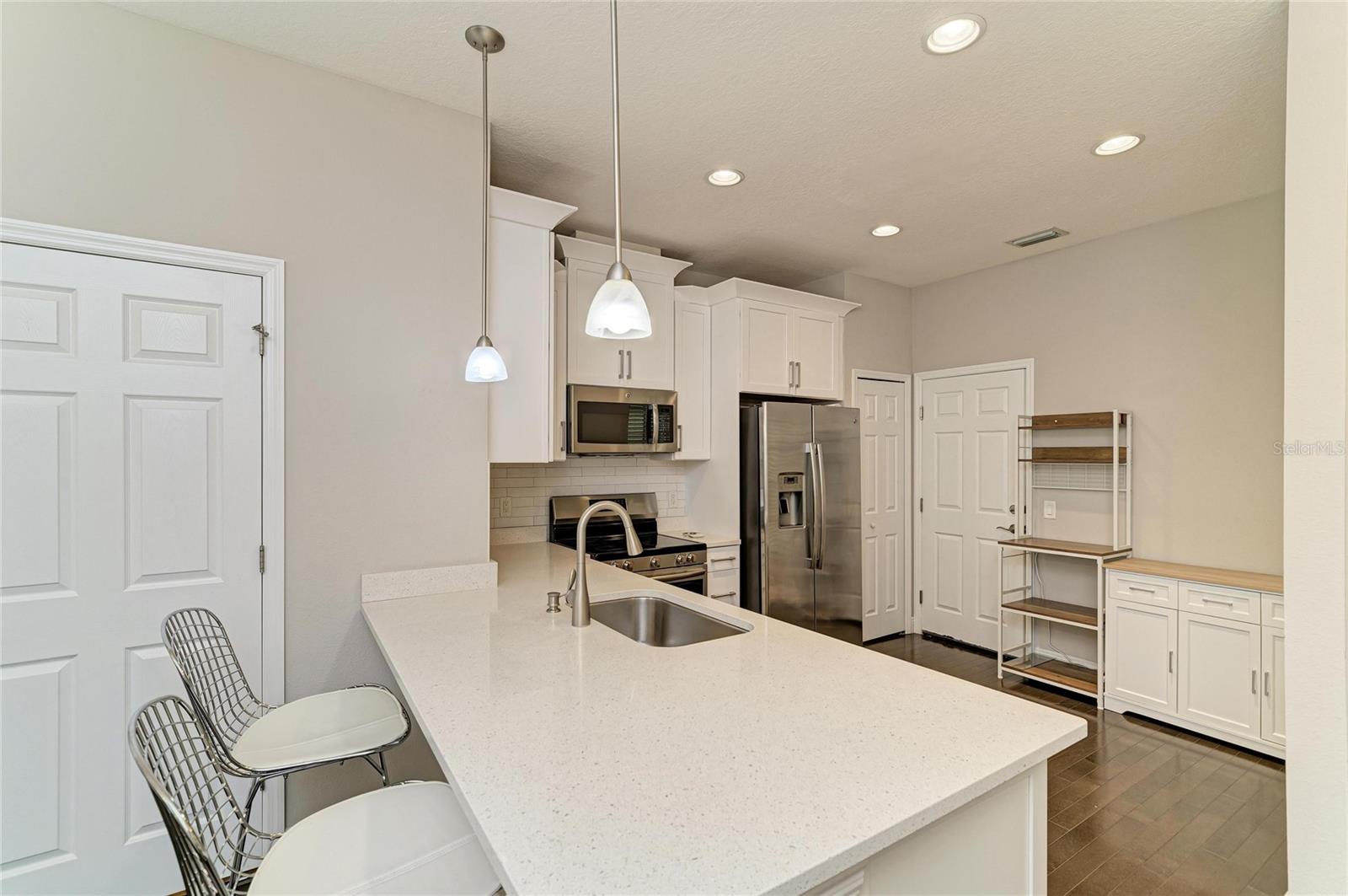 4991 OARSMAN CT — photo 8