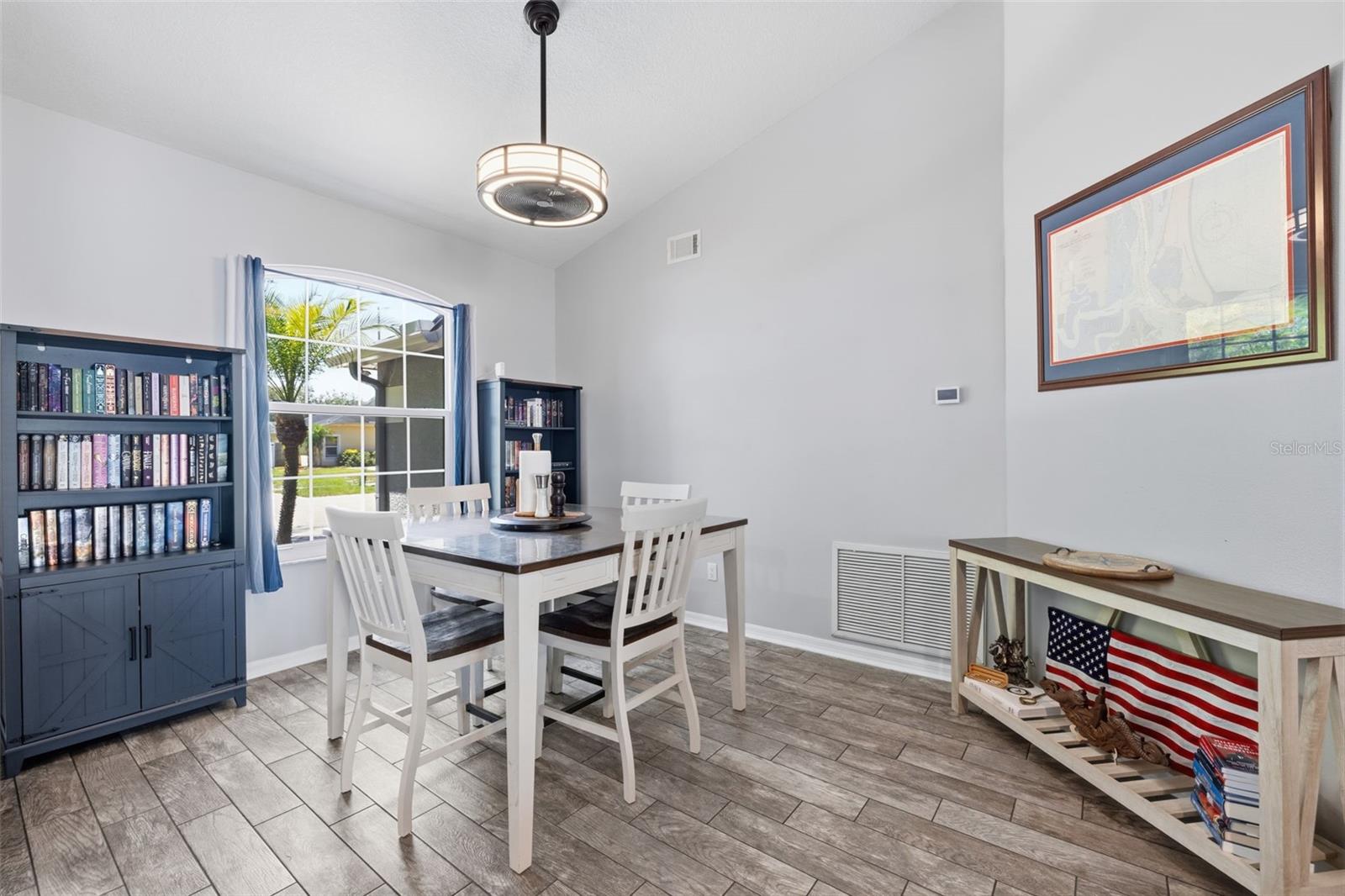 12020 RUNNING FOX CIR — photo 11