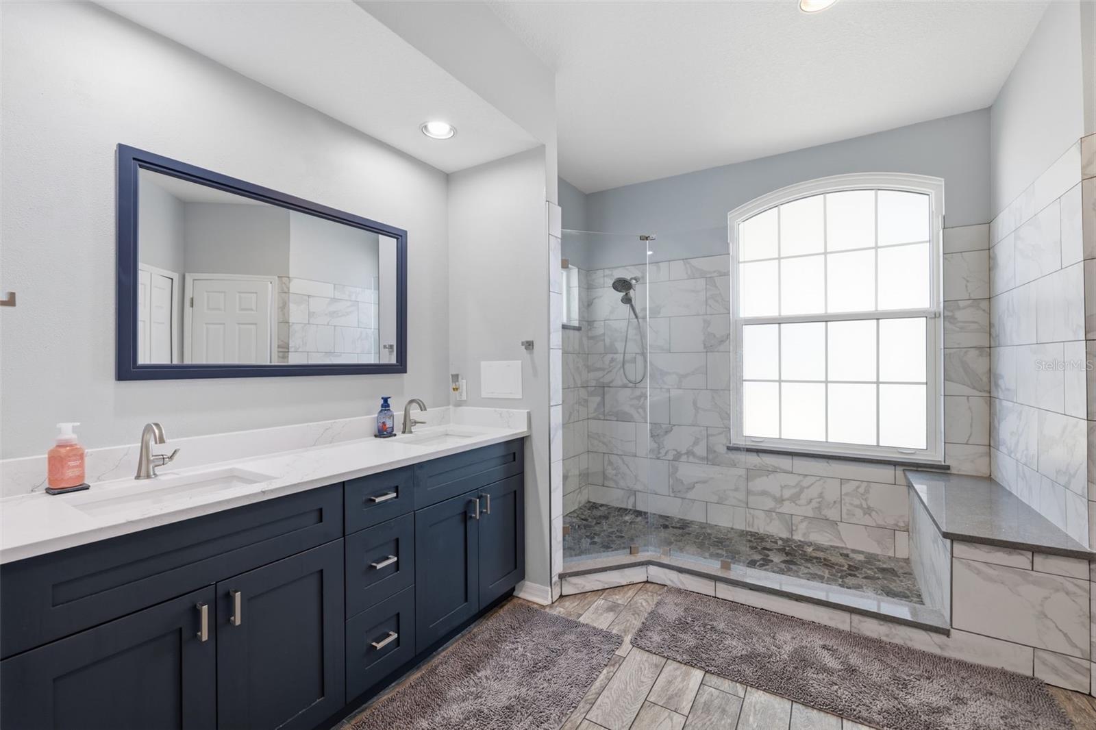 12020 RUNNING FOX CIR — photo 14