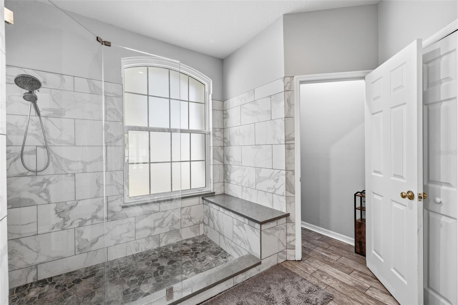 12020 RUNNING FOX CIR — photo 15