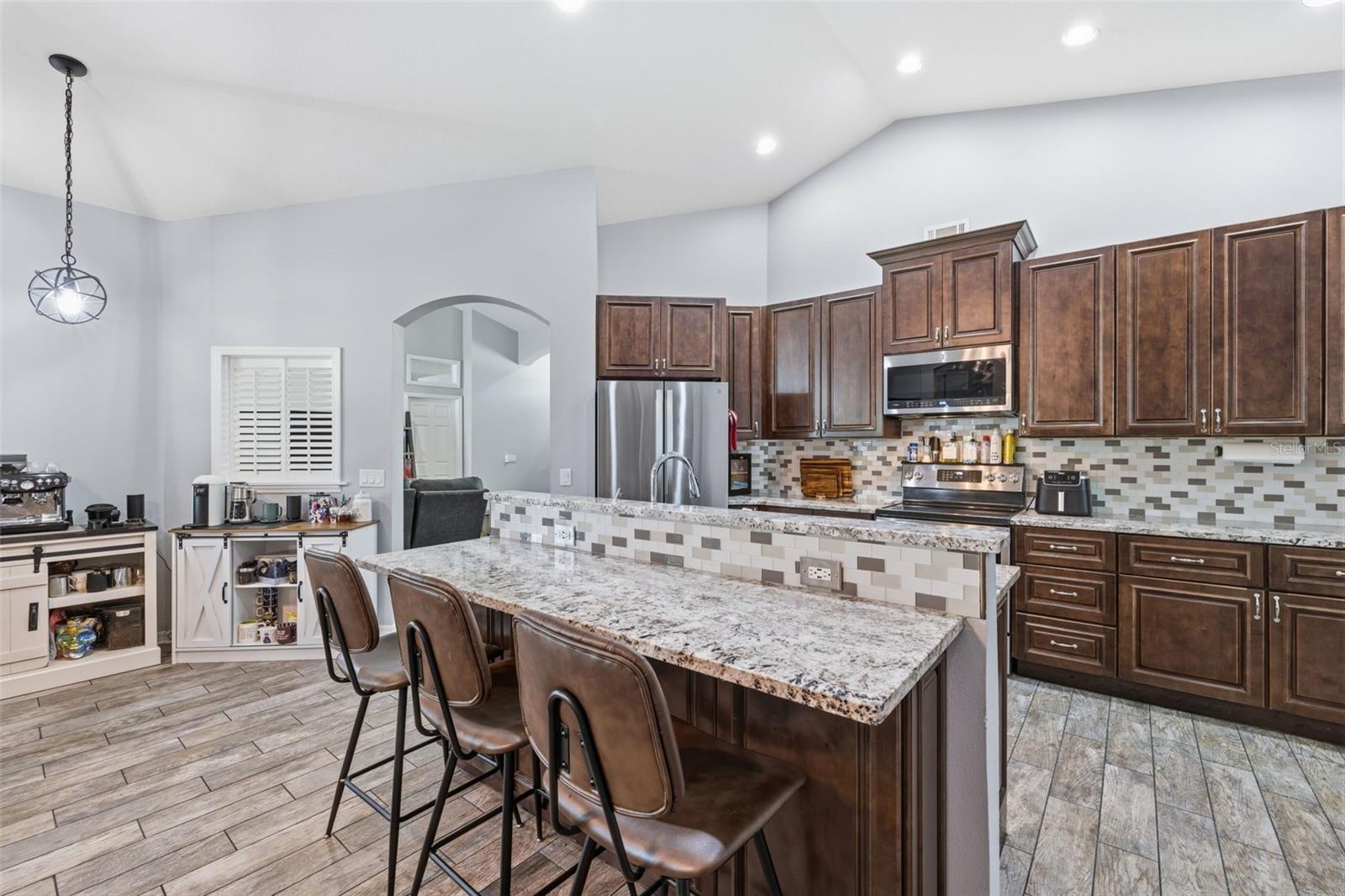 12020 RUNNING FOX CIR — photo 3
