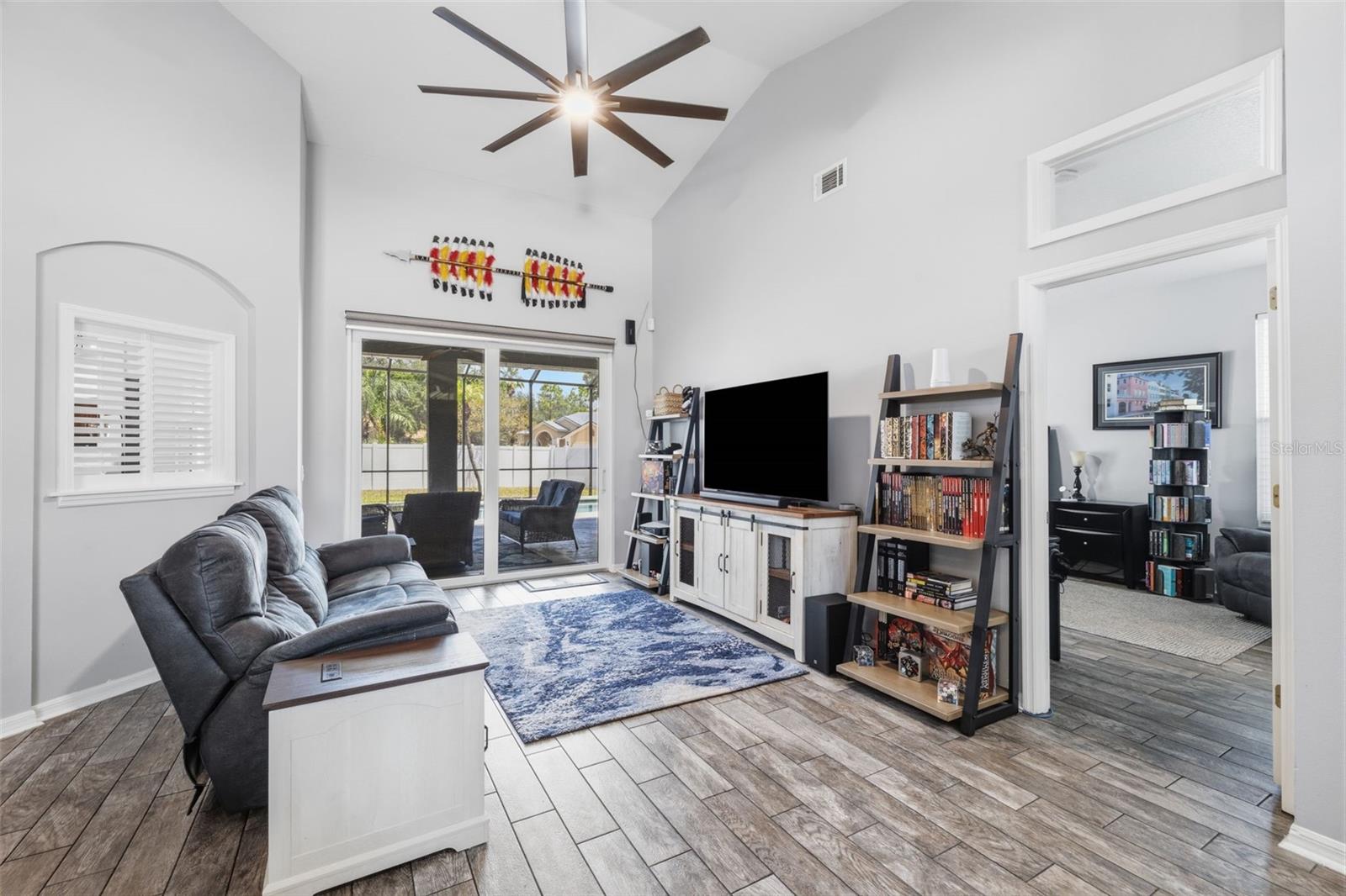 12020 RUNNING FOX CIR — photo 9