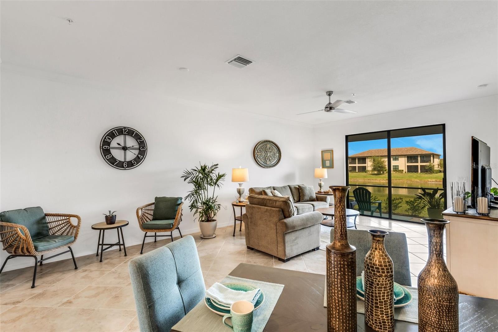 20450 LAGENTE CIR — photo 16