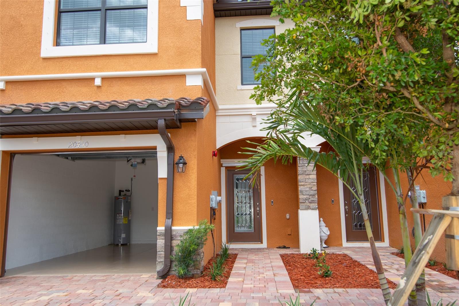 20450 LAGENTE CIR — photo 3
