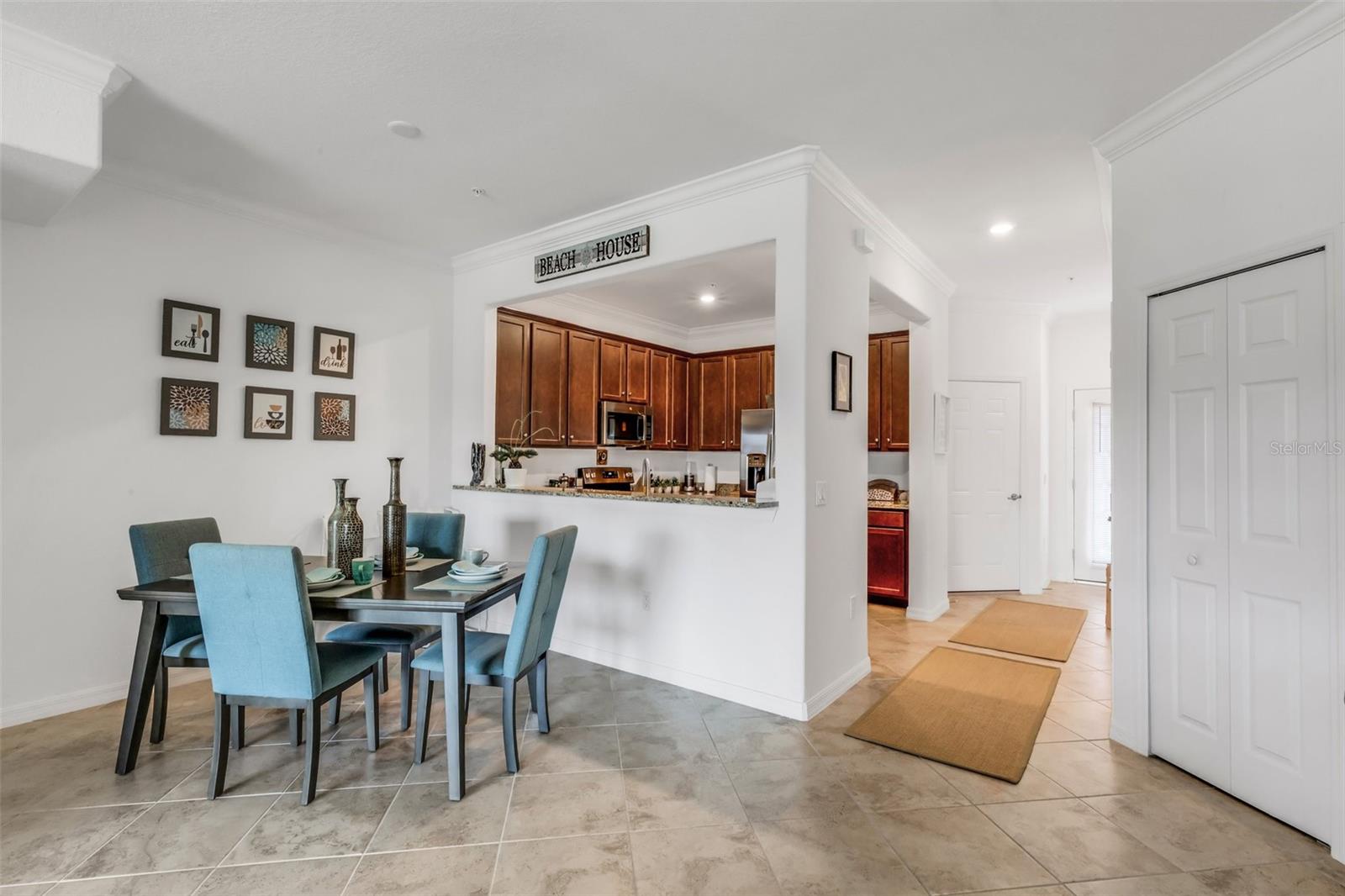 20450 LAGENTE CIR — photo 12
