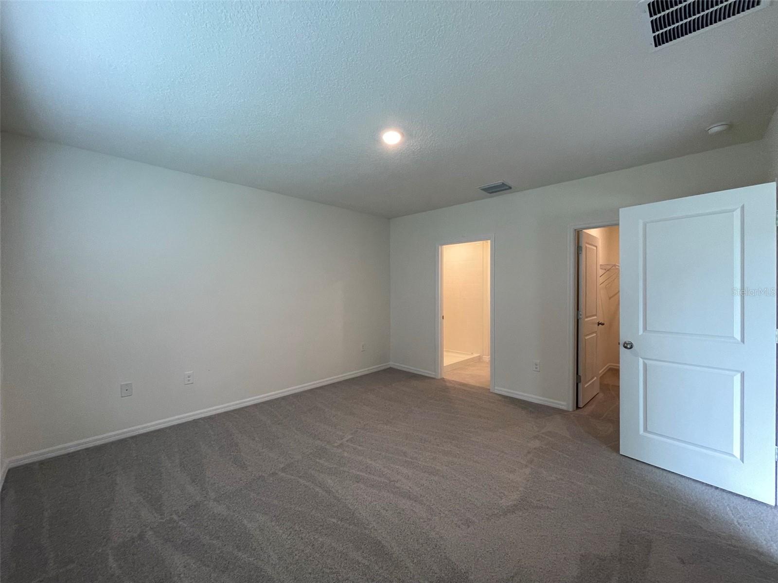 8434 HARDY BAY LOOP — photo 9