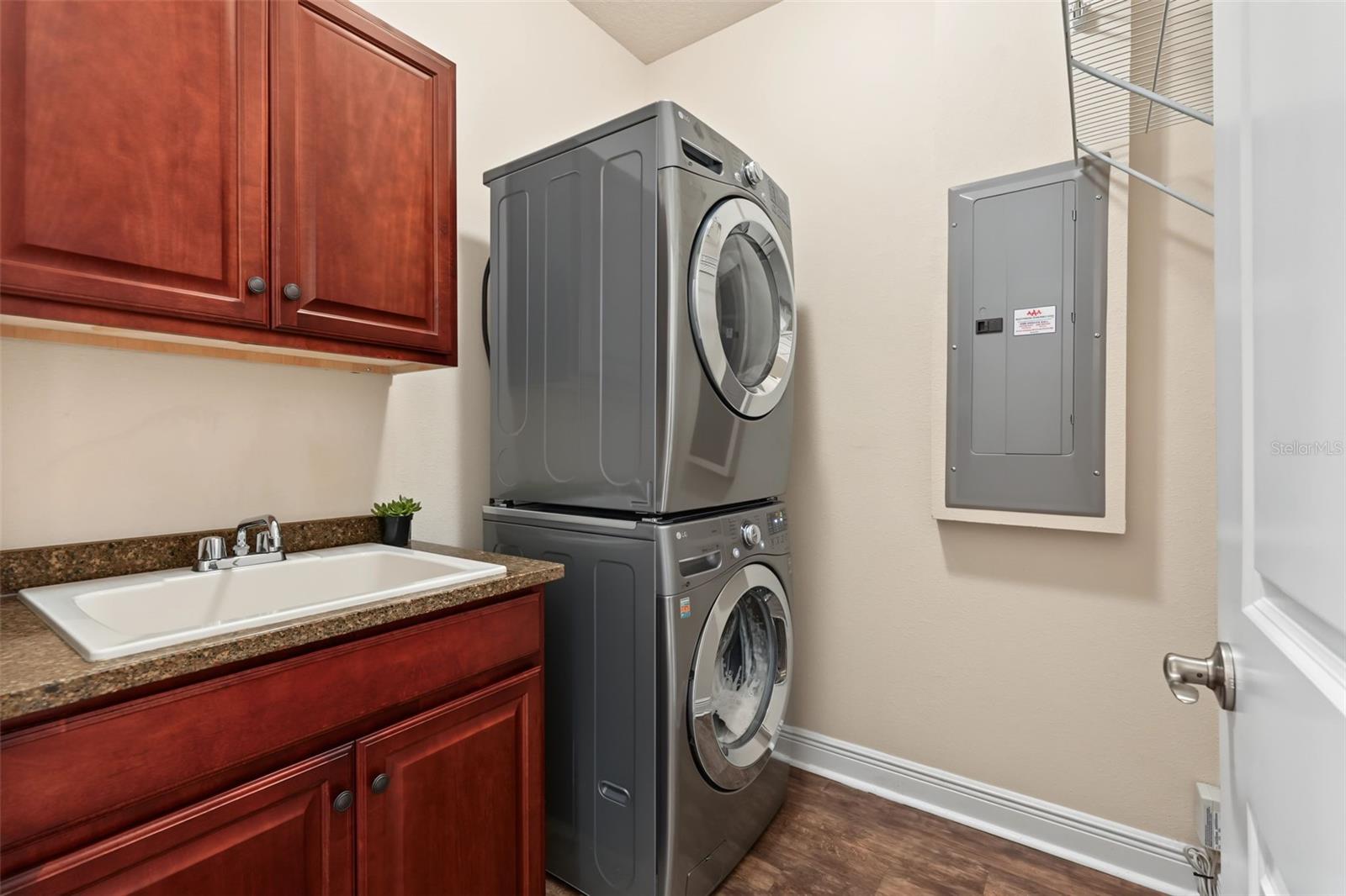 14507 ROCKY BROOK DR — photo 33