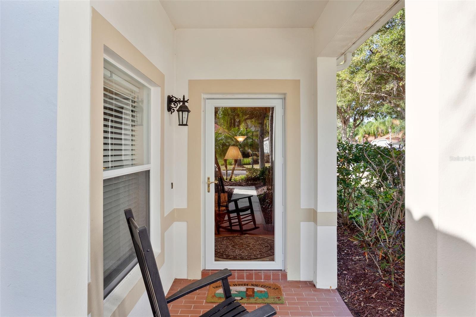 10245 DEVONSHIRE LAKE DR — photo 2