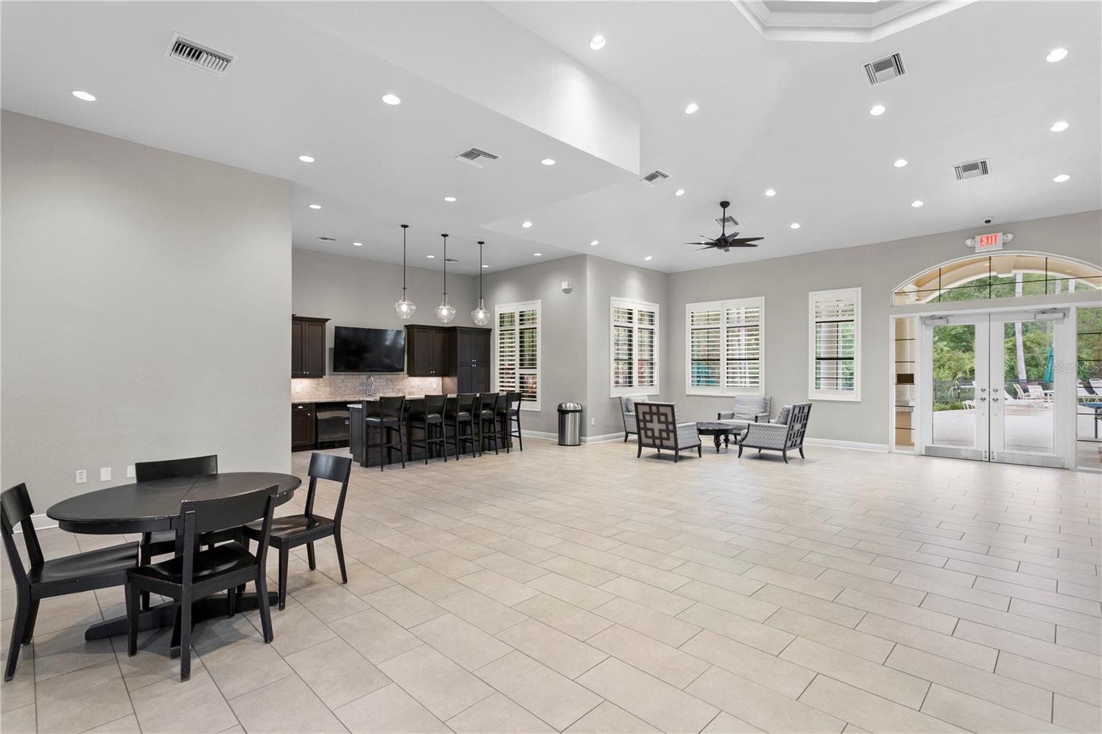 10245 DEVONSHIRE LAKE DR — photo 28